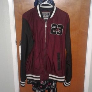 23 maroon zip up